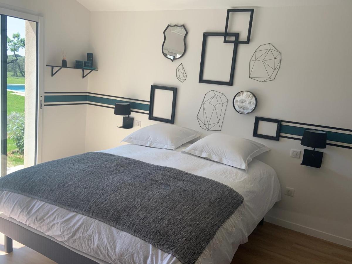 La Bergerie De Cigalon Bed & Breakfast Муриес Екстериор снимка